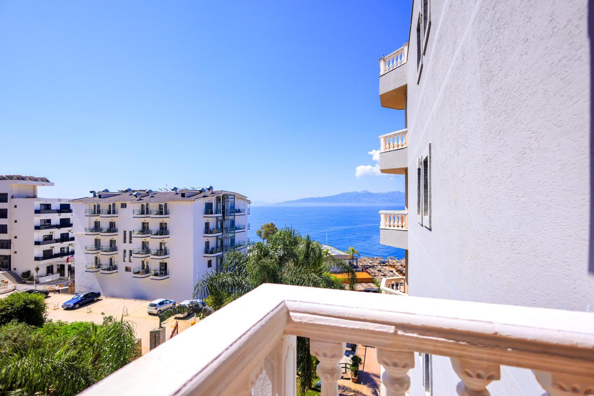 Hotel Apollon Sarande (Adults Only) Buitenkant foto